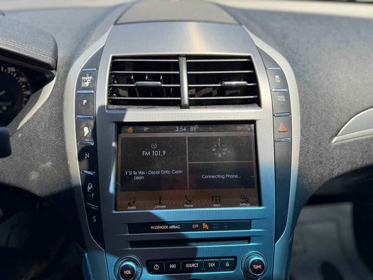 Used 2017 Lincoln MKZ Premiere FWD image 39
