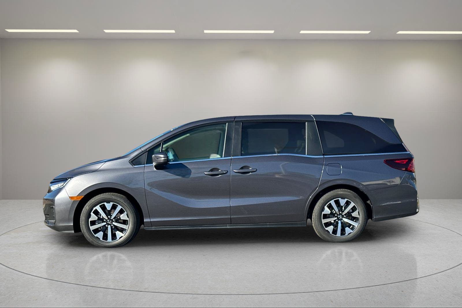 New 2027 Honda Odyssey EX-L image 7