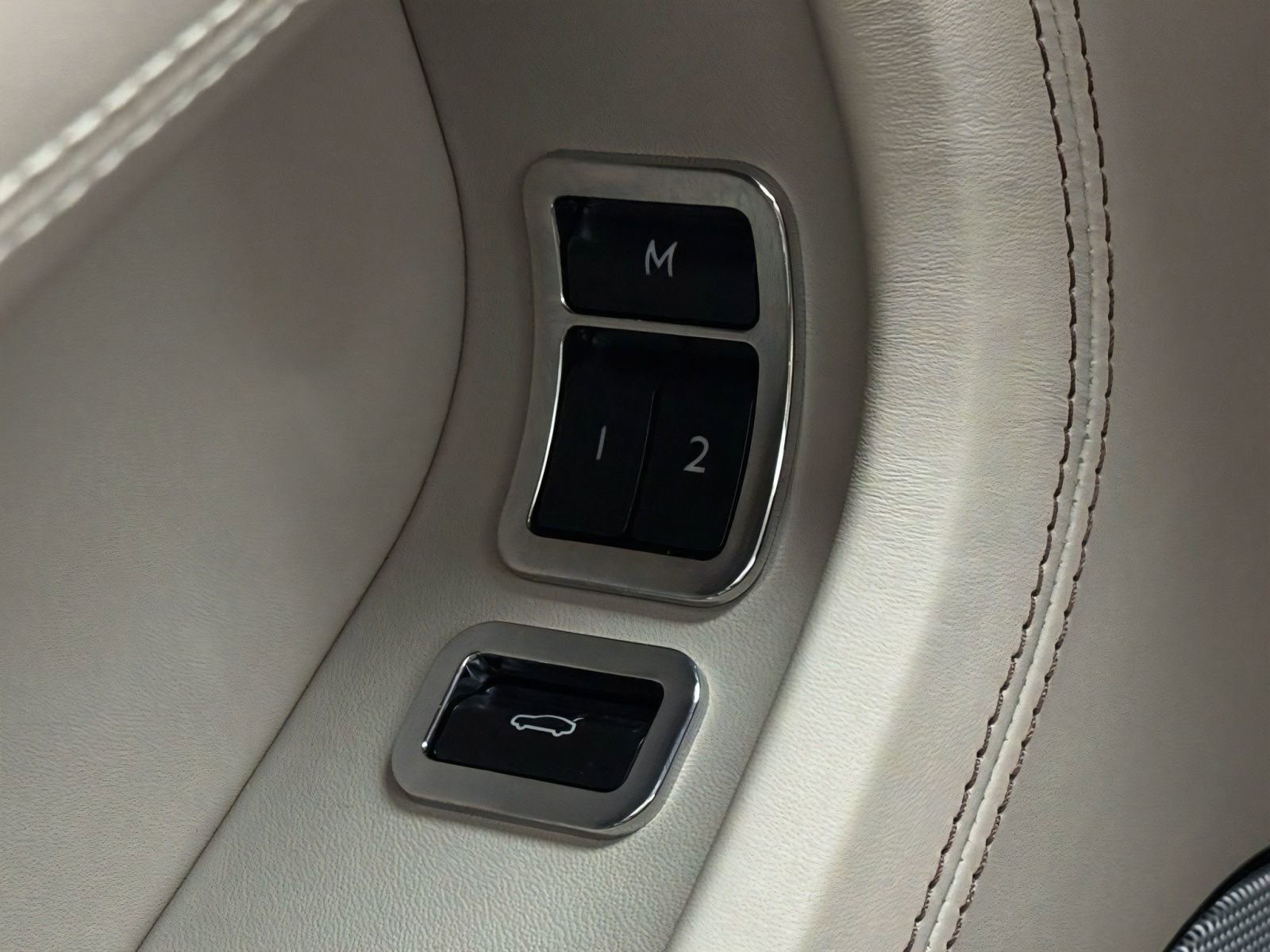 Used 2024 Bentley Continental GT AWD/4WD image 22