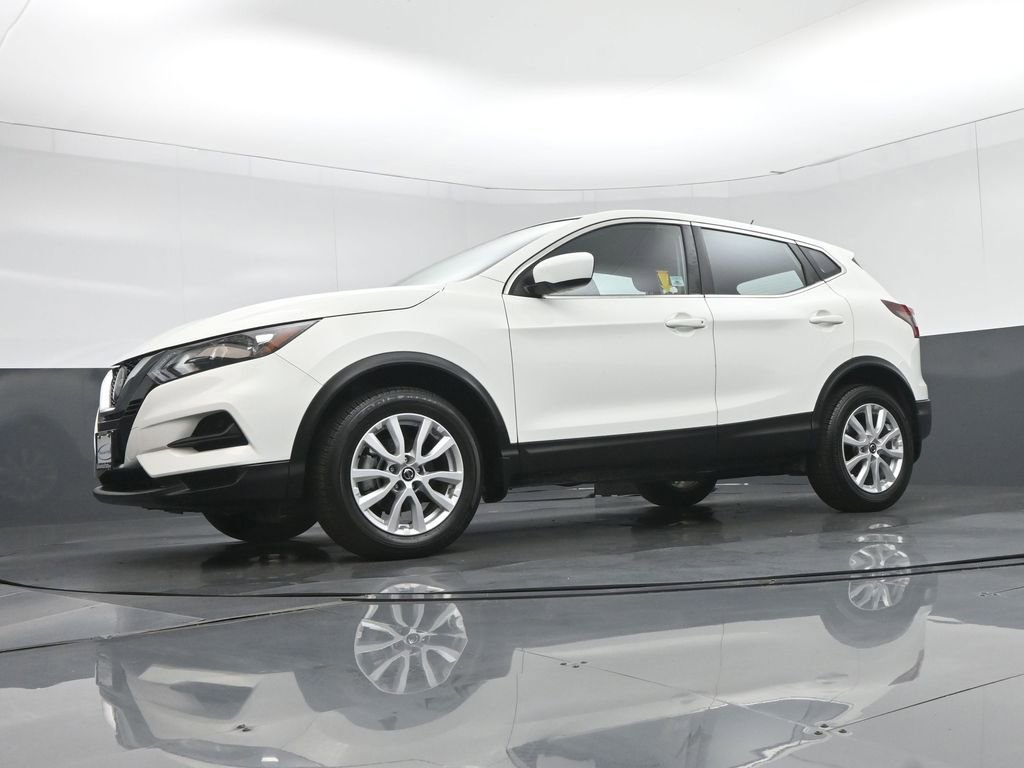 Used 2022 Nissan Rogue Sport S image 50
