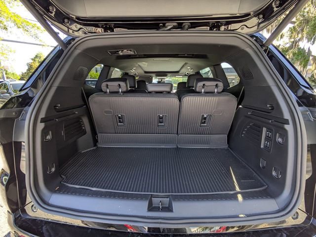 New 2026 Buick Enclave Avenir w/ Super Cruise Package FWD image 14