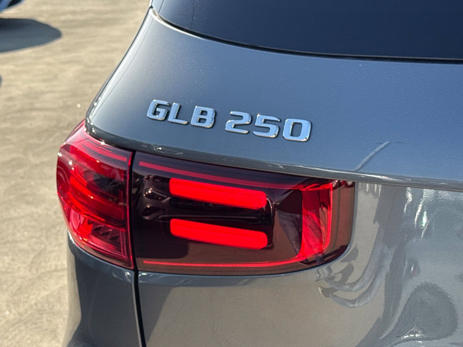 New 2026 Mercedes-Benz GLB 250 4MATIC image 11
