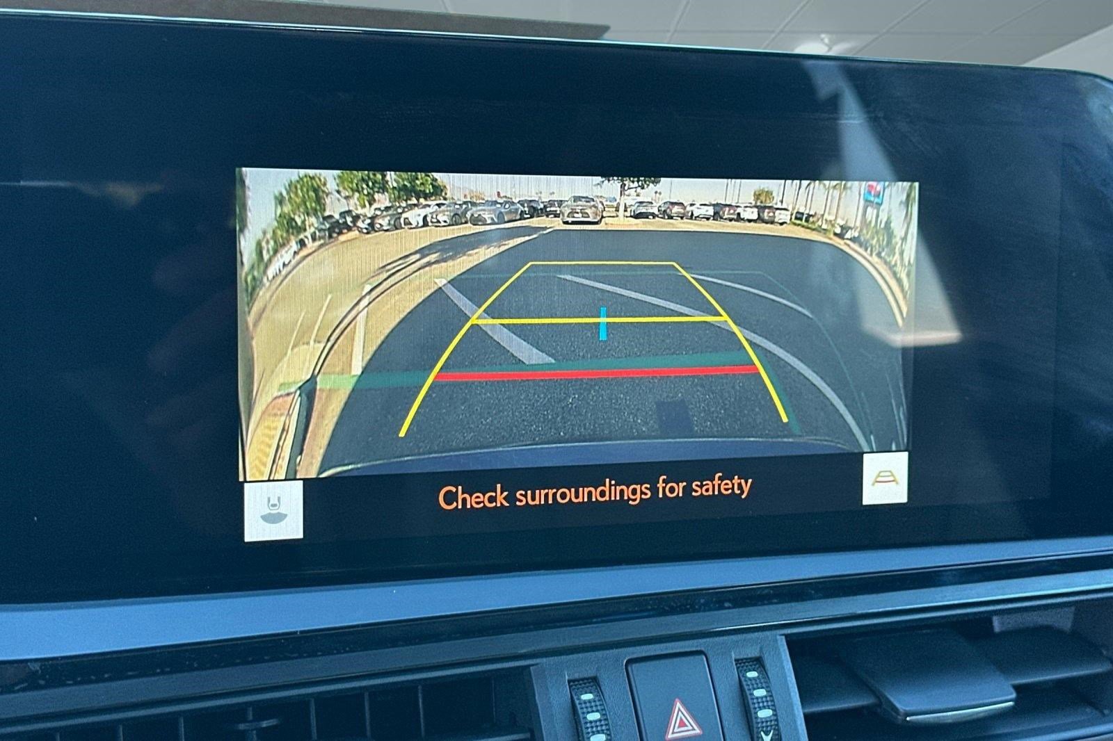 Certified 2025 Lexus ES 300h w/ Premium Package image 24