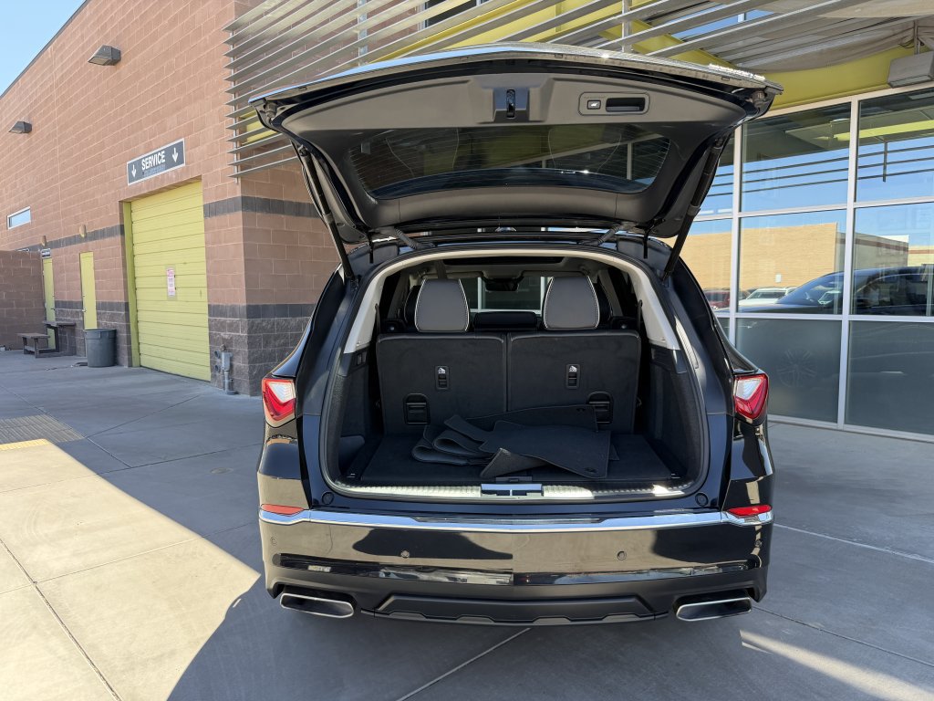 Used 2024 Acura MDX w/ Advance Package AWD/4WD image 39