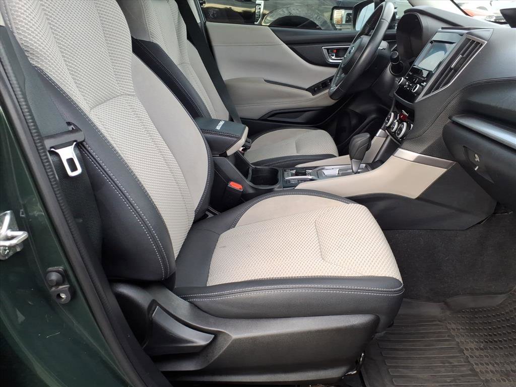 Used 2022 Subaru Forester Premium image 11