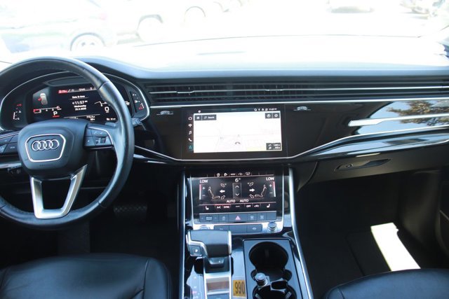 Used 2024 Audi Q7 3.0T Premium Plus image 16