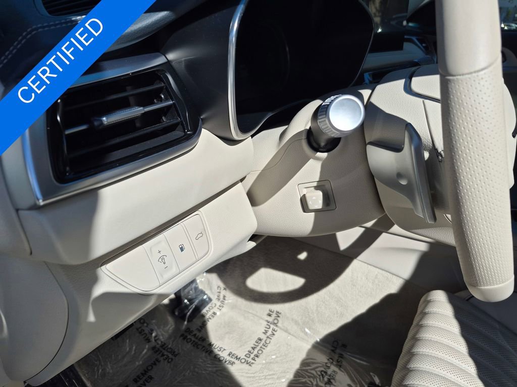 Used 2026 Genesis G70 2.5T Prestige image 11