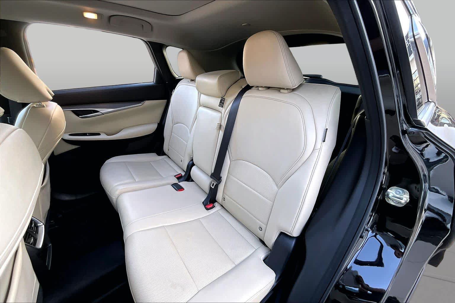 Used 2022 INFINITI QX50 Luxe w/ Cargo Package FWD image 21
