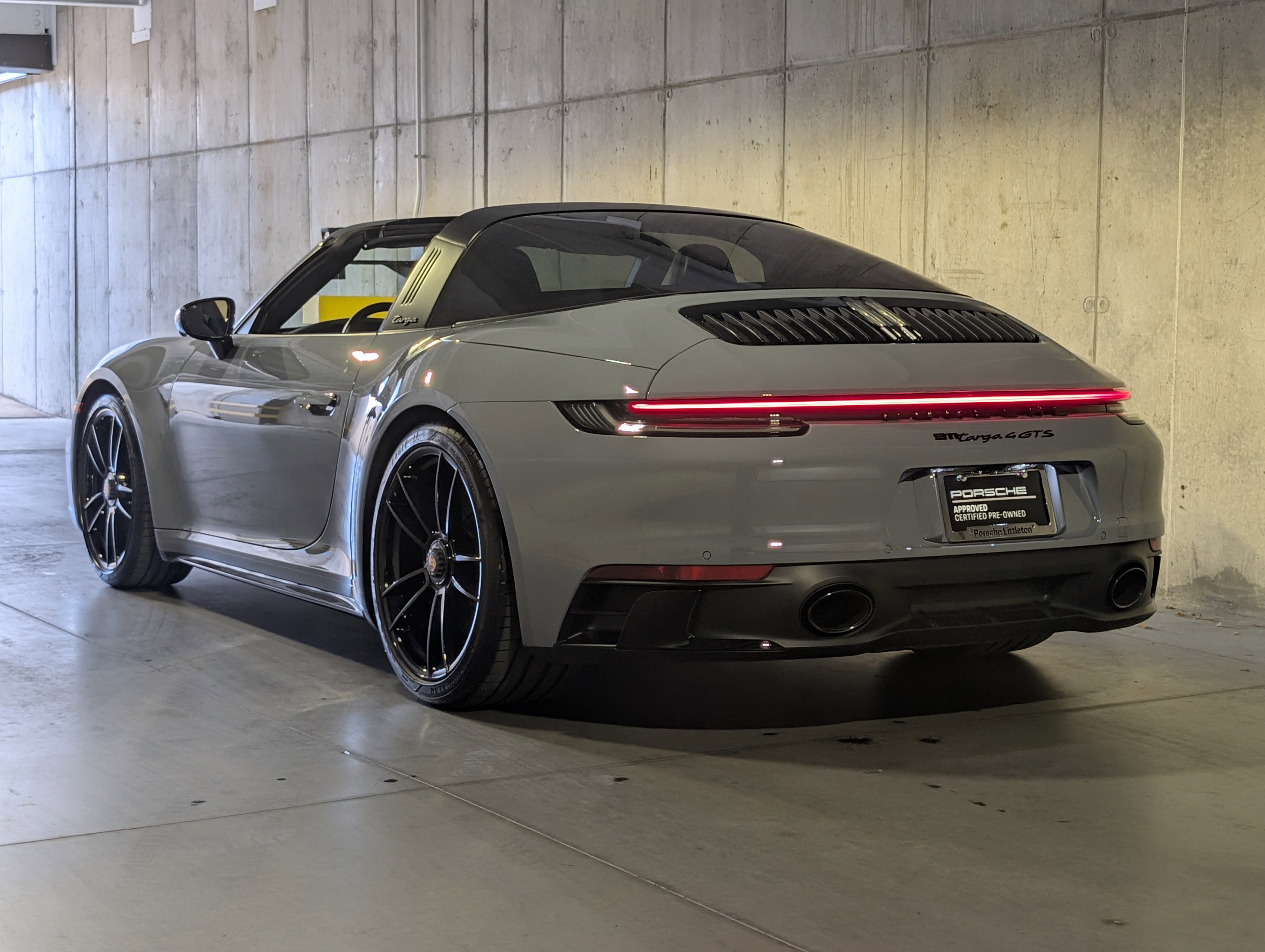 Used 2024 Porsche 911 Targa 4 GTS image 3