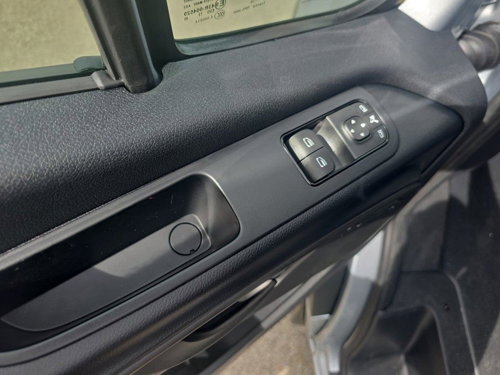 New 2025 Mercedes-Benz Sprinter 2500 image 11