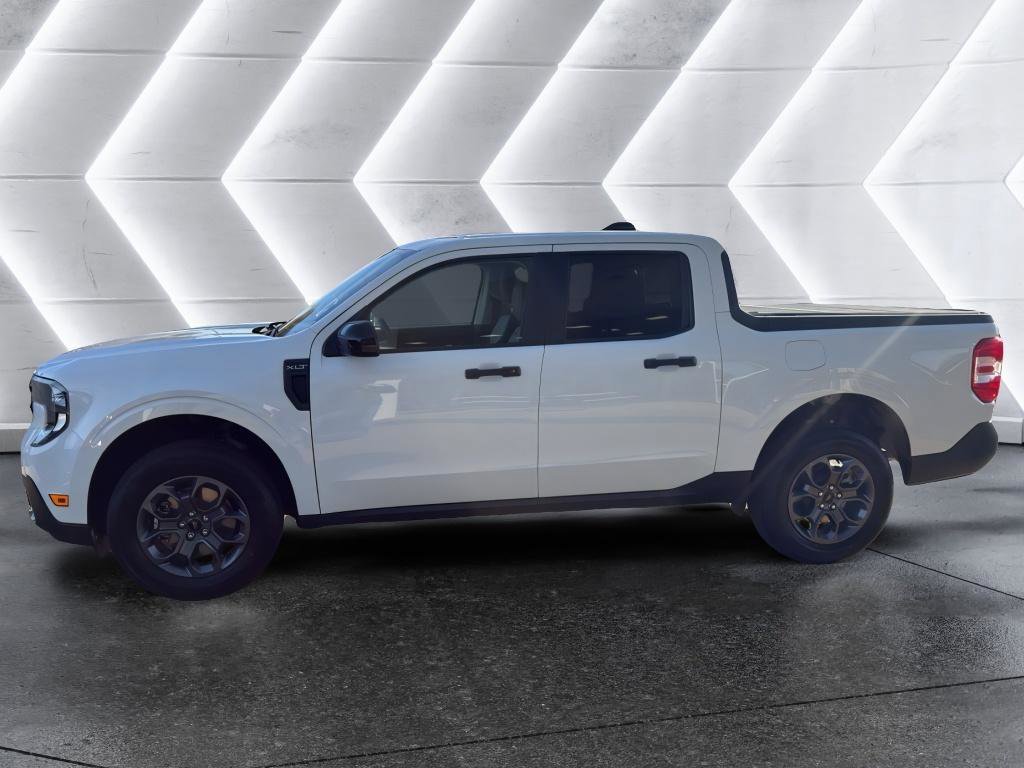 New 2026 Ford Maverick XLT w/ XLT Luxury Package image 3