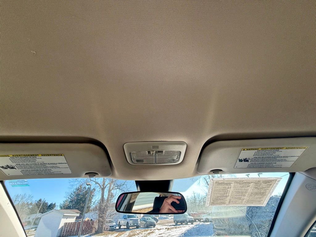 Used 2017 Toyota Corolla SE w/ Carpet Mat Package (TMS) image 39