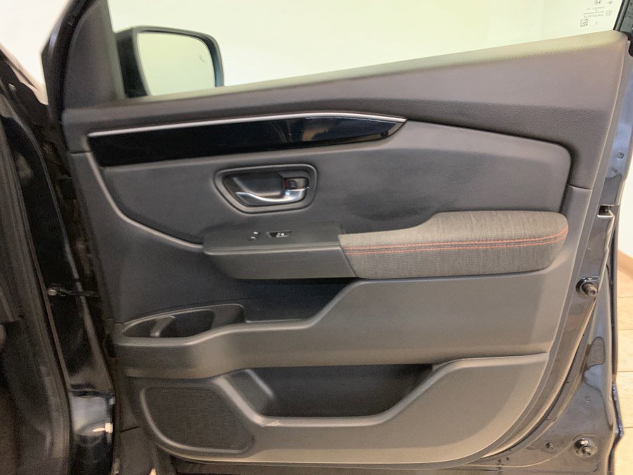 Used 2025 Honda Pilot Sport image 52