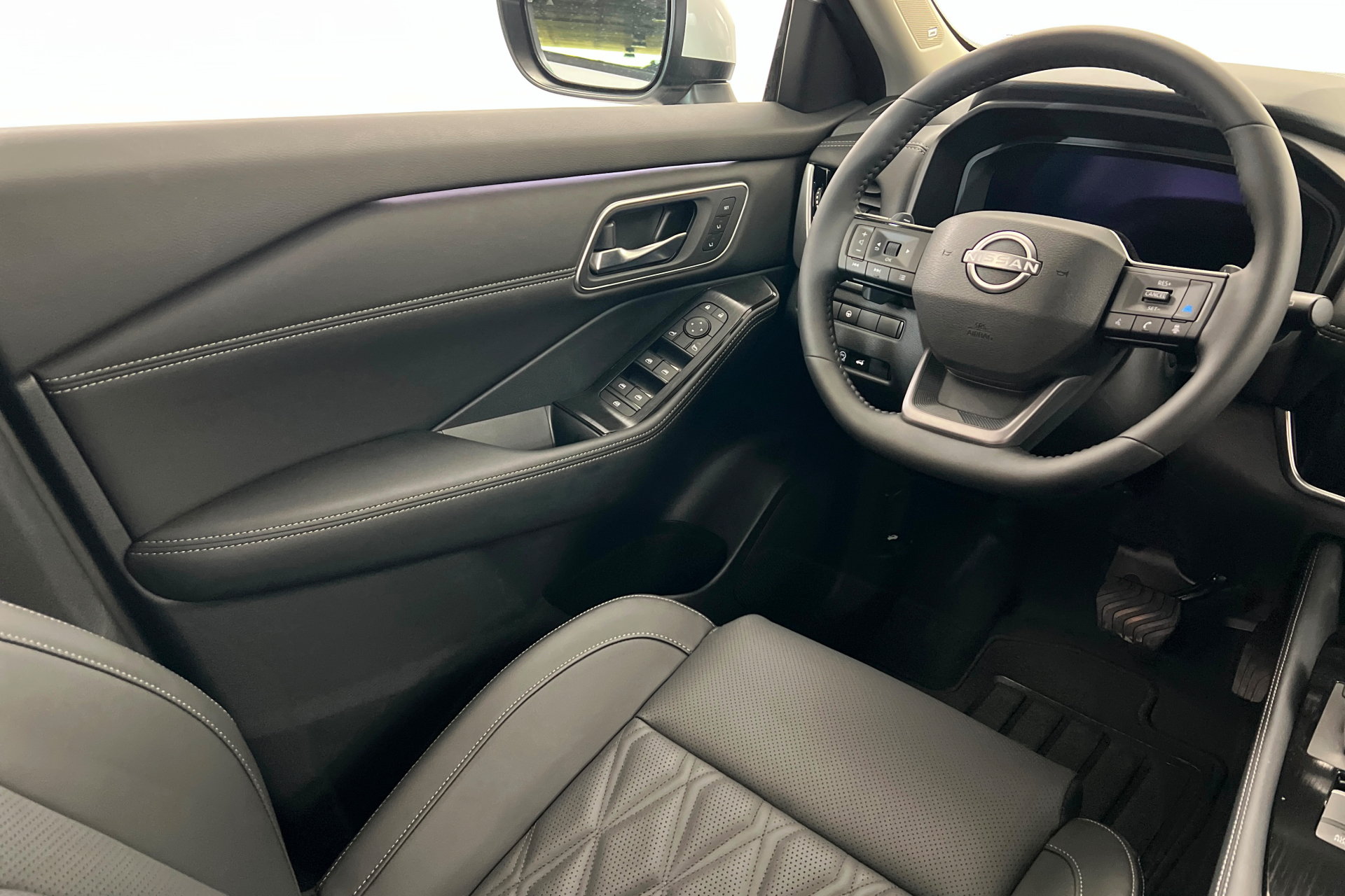 New 2026 Nissan Rogue Platinum AWD/4WD image 11