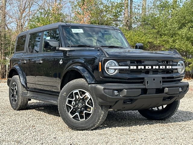New 2026 Ford Bronco Outer Banks image 2