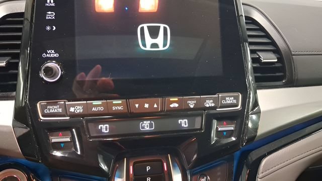 Used 2021 Honda Odyssey Touring image 11