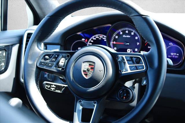 Used 2023 Porsche Cayenne Turbo AWD/4WD image 23