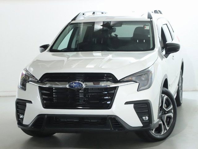 Certified 2025 Subaru Ascent Limited AWD/4WD image 3