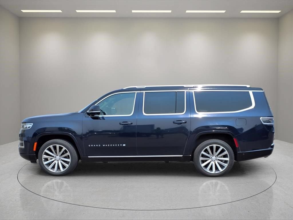 Used 2023 Jeep Grand Wagoneer L Series II AWD/4WD image 4