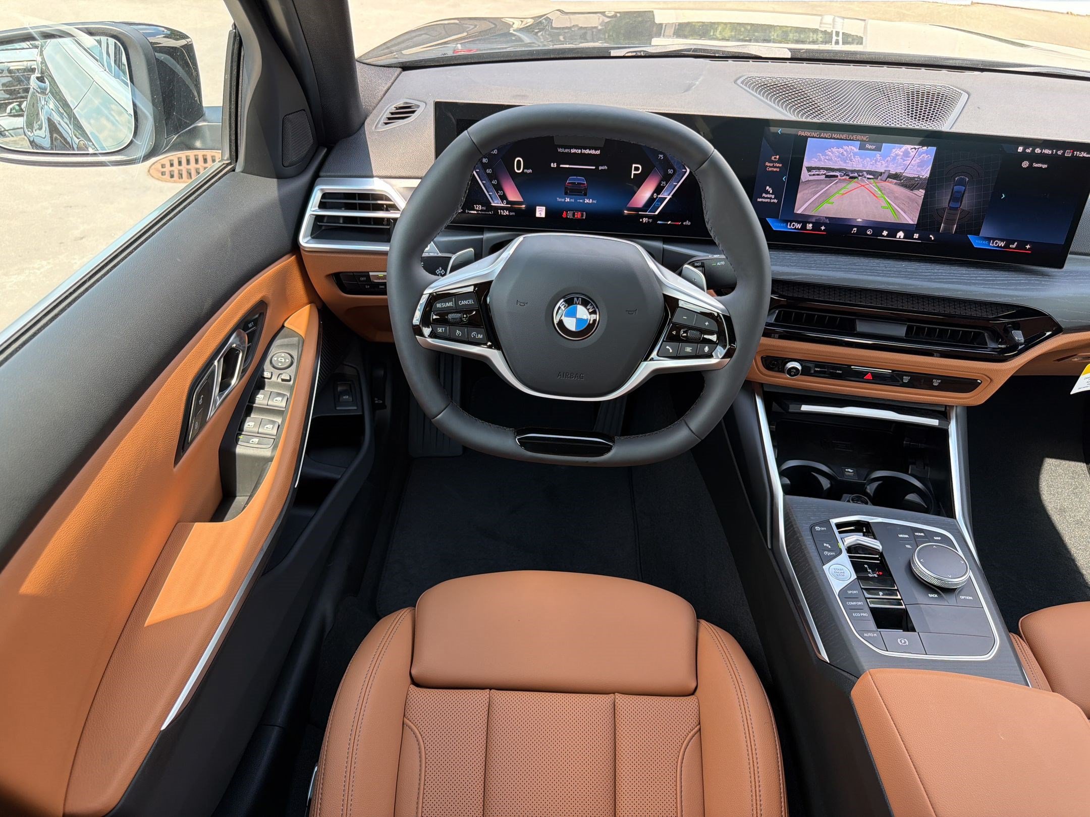 Used 2026 BMW 330i Sedan w/ Convenience Package RWD image 4