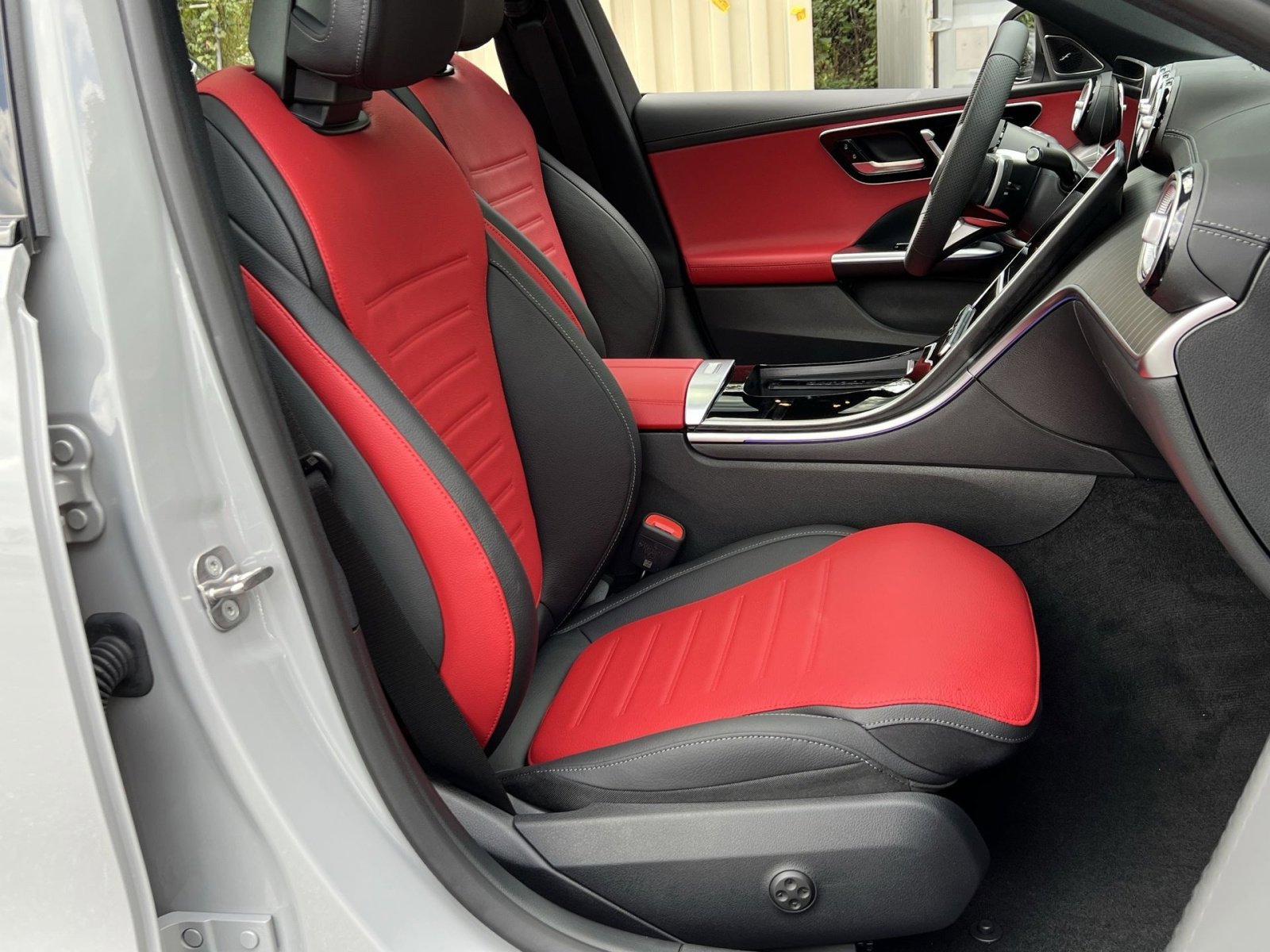 New 2025 Mercedes-Benz C 300 4MATIC Sedan image 26