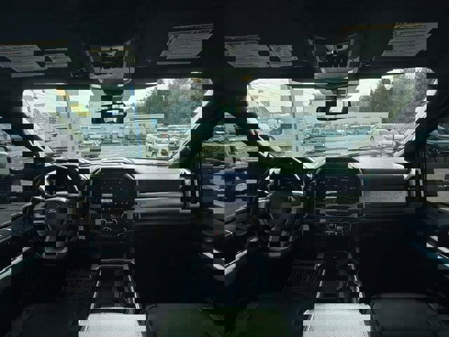 Used 2022 Ford F250 Lariat w/ Chrome Package image 27