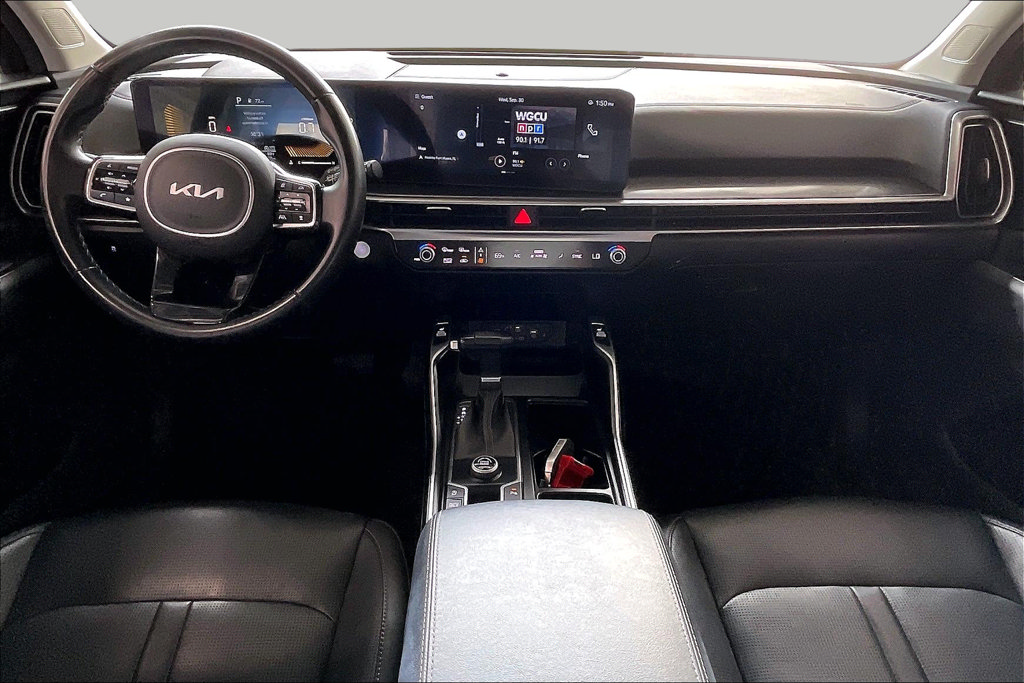 Used 2024 Kia Sorento S FWD image 6