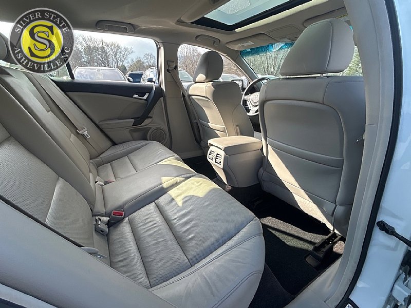 Used 2013 Acura TSX Sport Wagon image 18