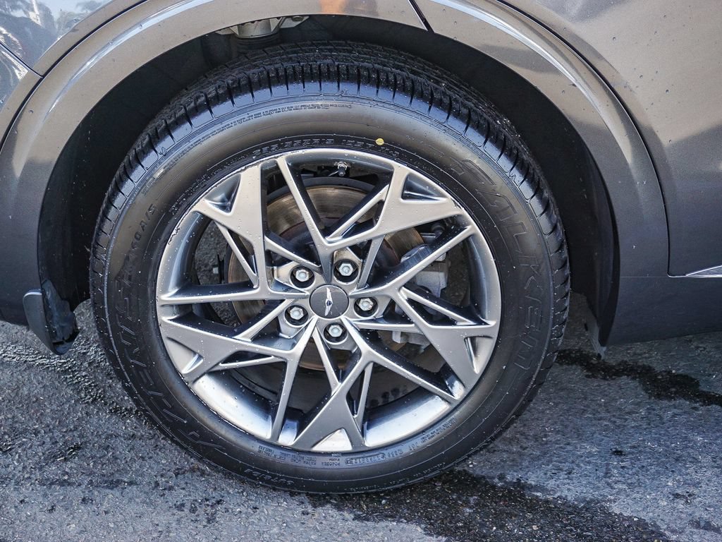 Used 2022 Genesis GV70 2.5T w/ Advanced Package AWD/4WD image 9