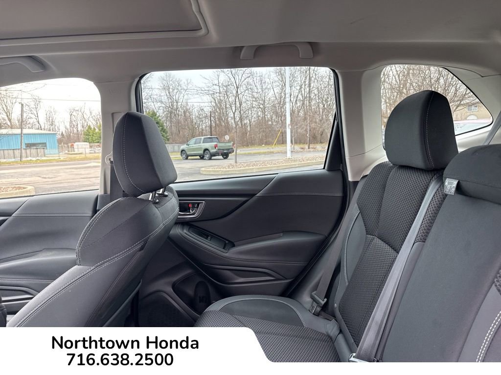 Used 2022 Subaru Forester Premium image 19