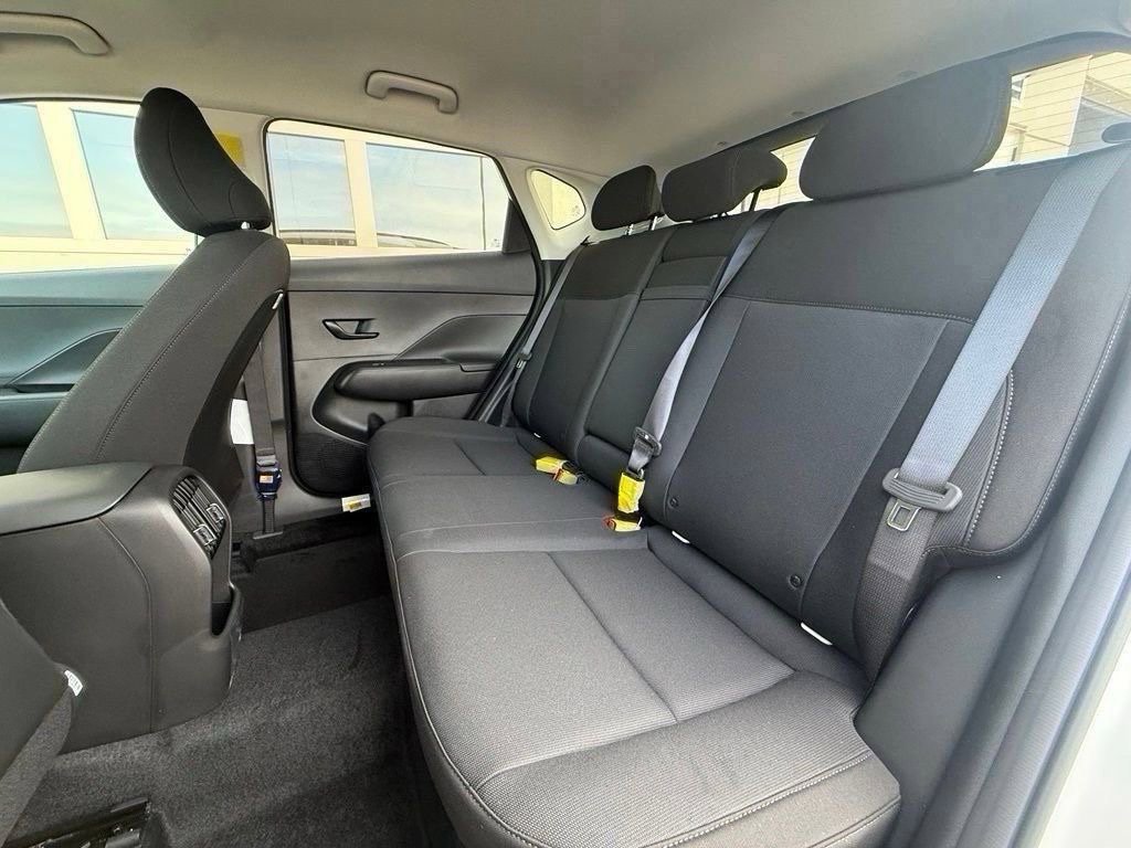 Certified 2025 Hyundai Kona SEL FWD image 24