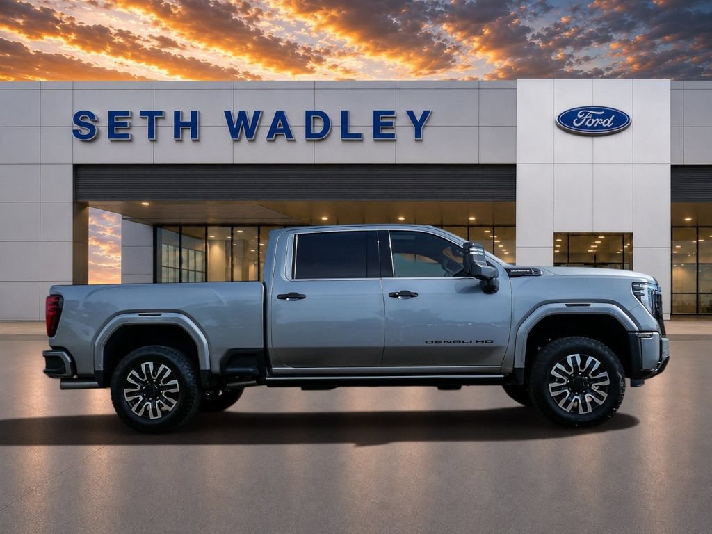 Used 2026 GMC Sierra 2500 Denali Ultimate w/ LPO, Black Badging Package AWD/4WD image 8