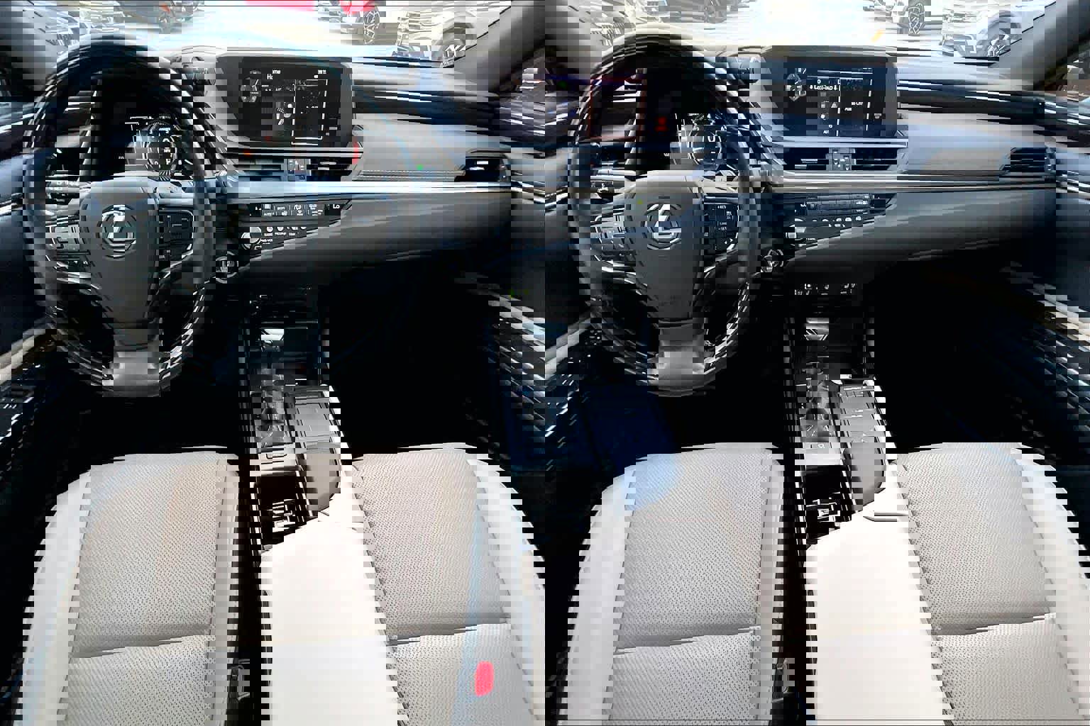 Used 2021 Lexus ES 350 w/ Premium Package image 14