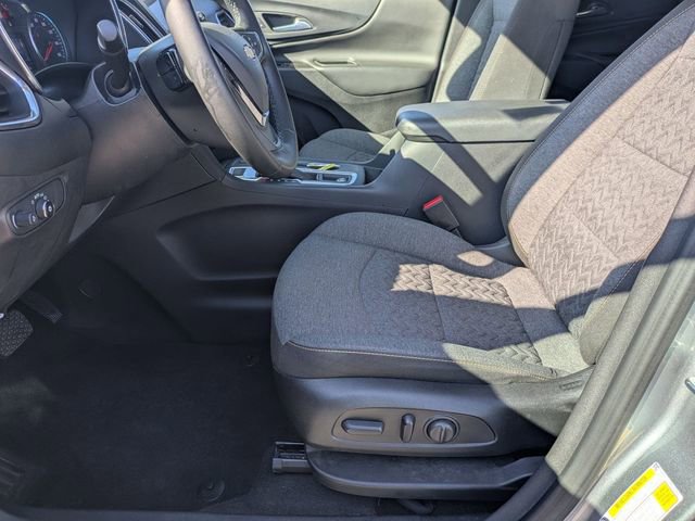 Used 2023 Chevrolet Equinox LT w/ Driver Convenience Package AWD/4WD image 12