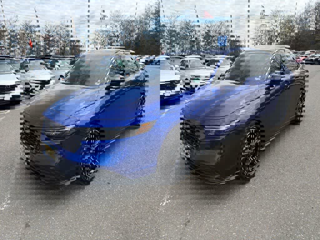 Used 2025 Honda Accord Sport image 2