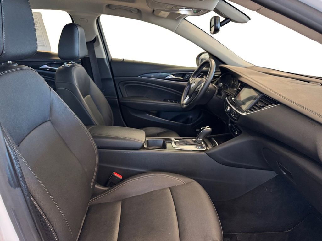 Used 2019 Buick Regal Essence w/ Sights and Sounds Package FWD image 17