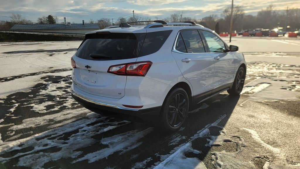 Used 2020 Chevrolet Equinox LT w/ Sport Edition image 12