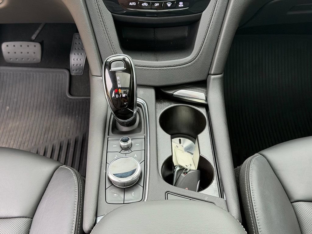 Used 2020 Cadillac XT6 Premium Luxury FWD image 35