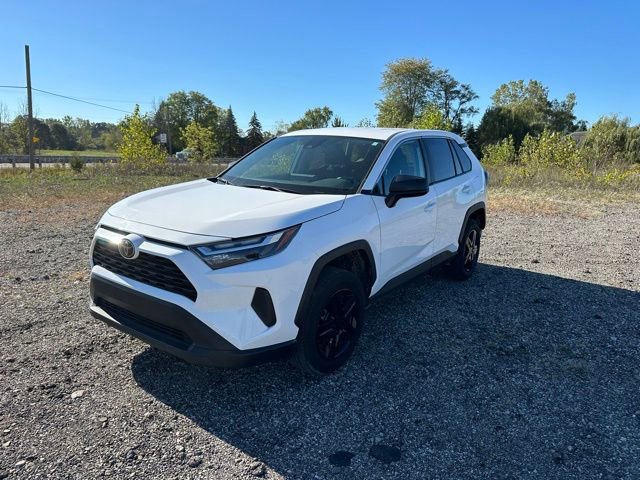 Used 2024 Toyota RAV4 LE image 2