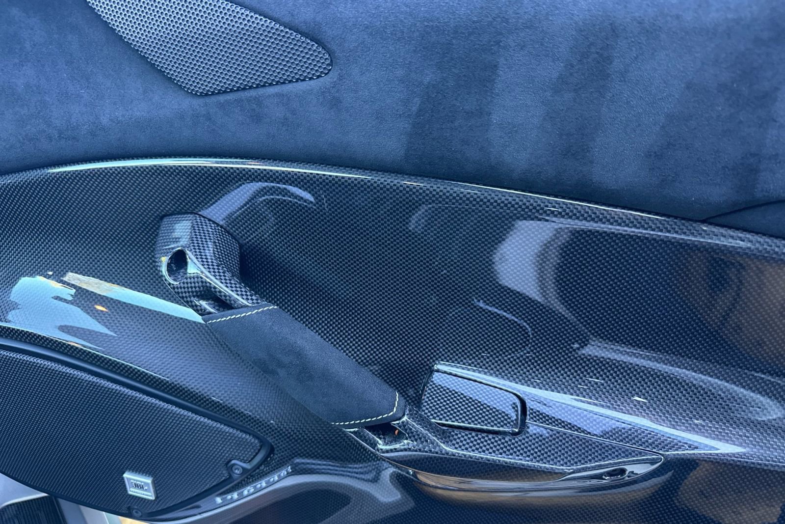 Used 2020 Ferrari 488 Pista Base image 18