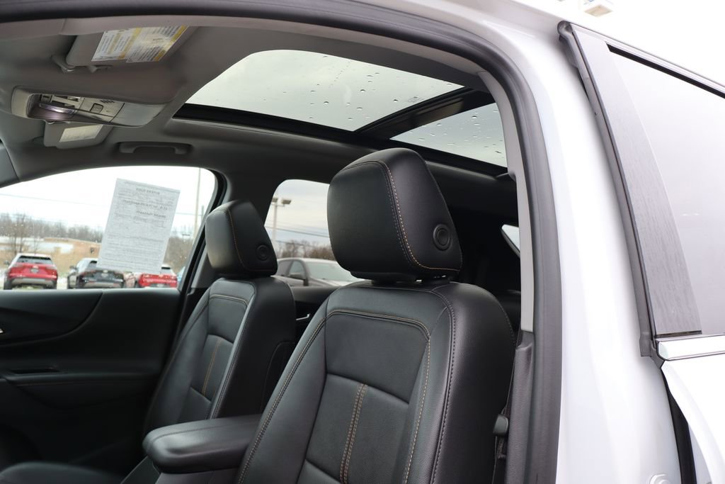 Used 2023 Chevrolet Equinox Premier image 29