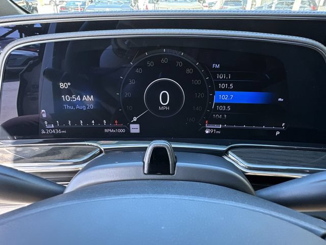 Certified 2024 Cadillac Escalade ESV Premium Luxury RWD image 23