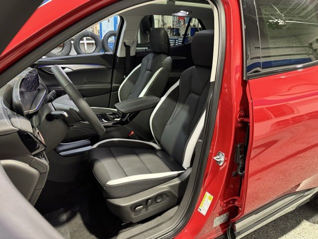 New 2025 Buick Envision Sport Touring image 28