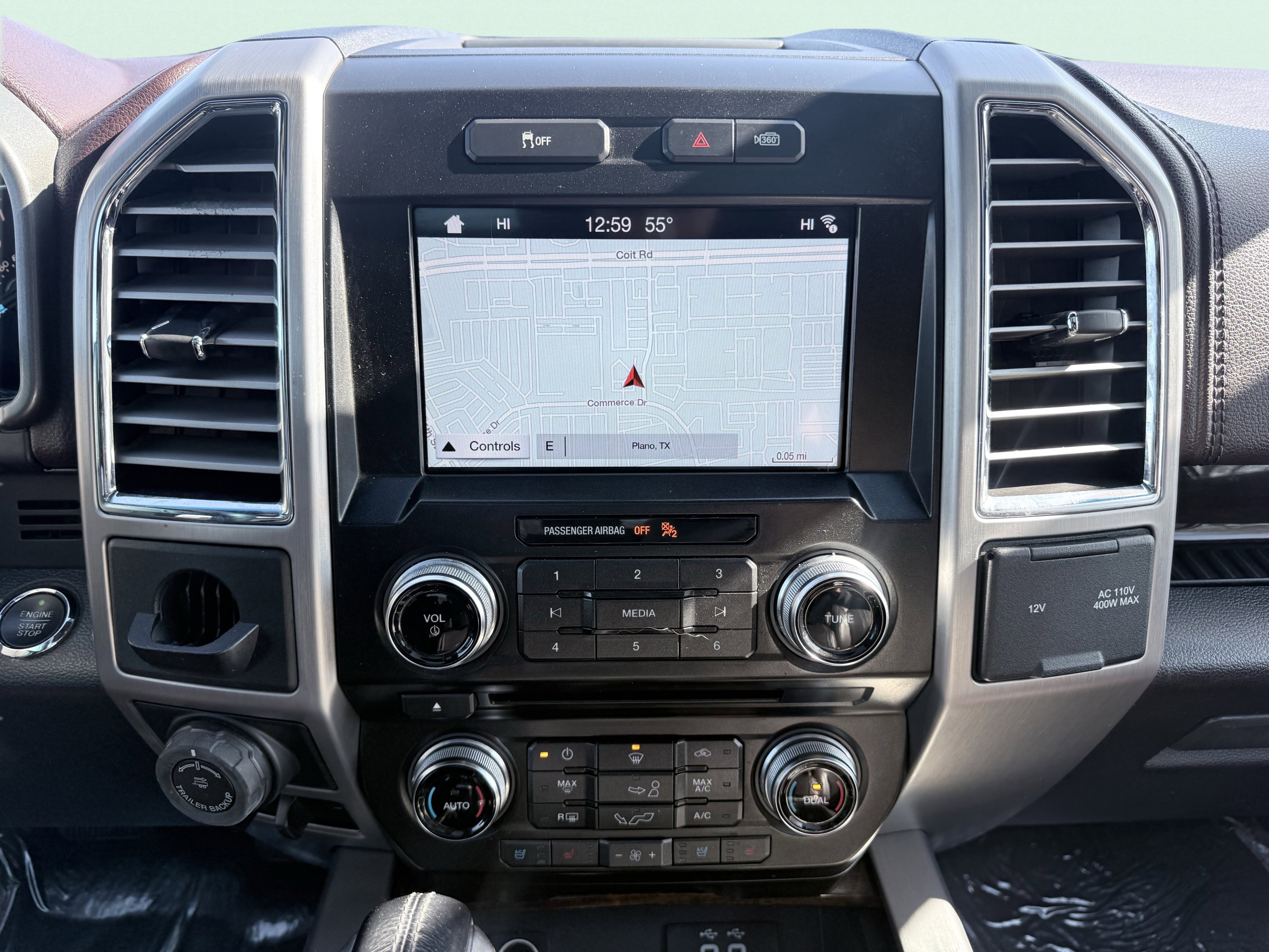 Used 2016 Ford F150 Platinum w/ Equipment Group 701A Luxury image 34