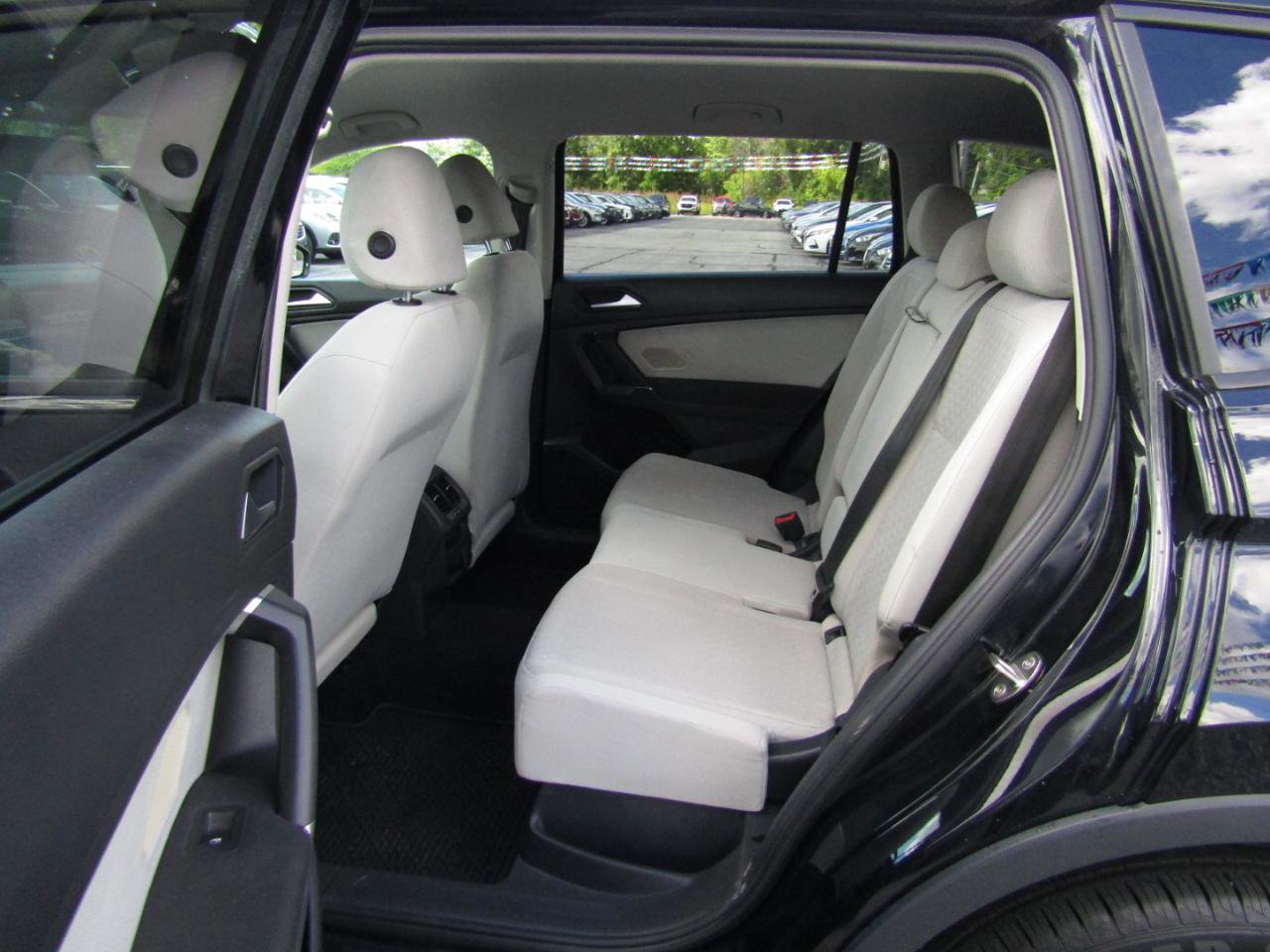 Used 2020 Volkswagen Tiguan S AWD/4WD image 19