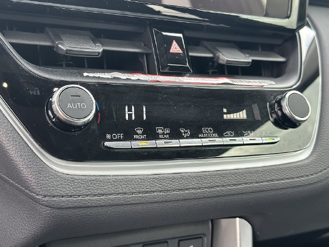 Certified 2023 Toyota Corolla Cross LE FWD image 31