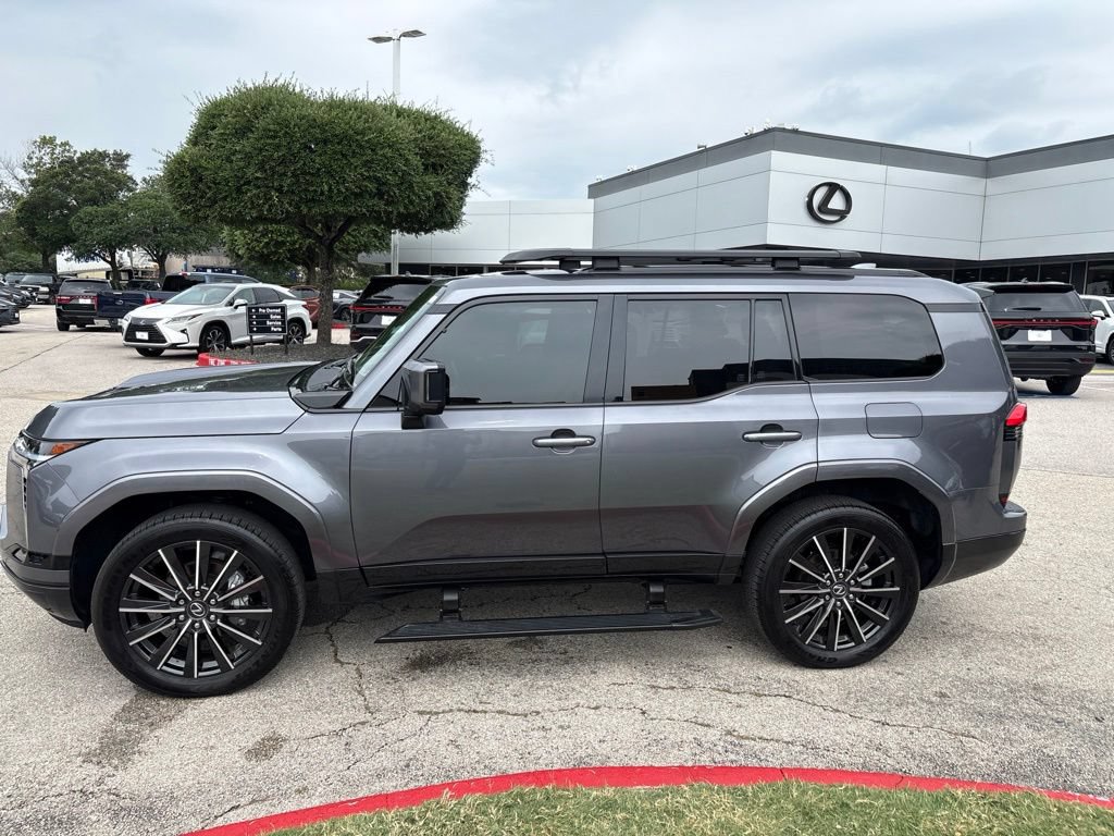 Certified 2025 Lexus GX 550 w/ Cold Area Package AWD/4WD image 2