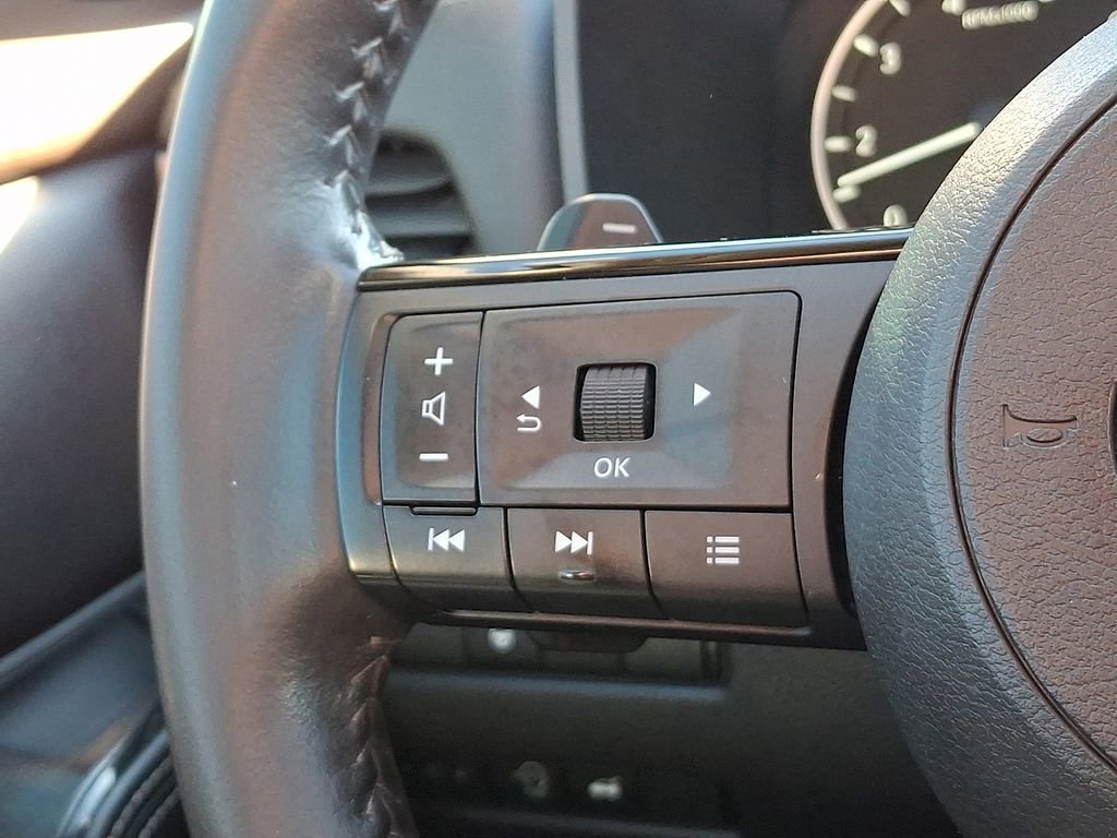 Used 2023 Nissan Rogue SL w/ SL Premium Package image 23