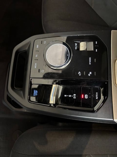 Certified 2023 BMW iX xDrive50 w/ Sport Package AWD/4WD image 18