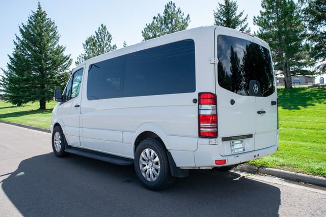 Used 2010 Mercedes-Benz Sprinter 2500 image 4